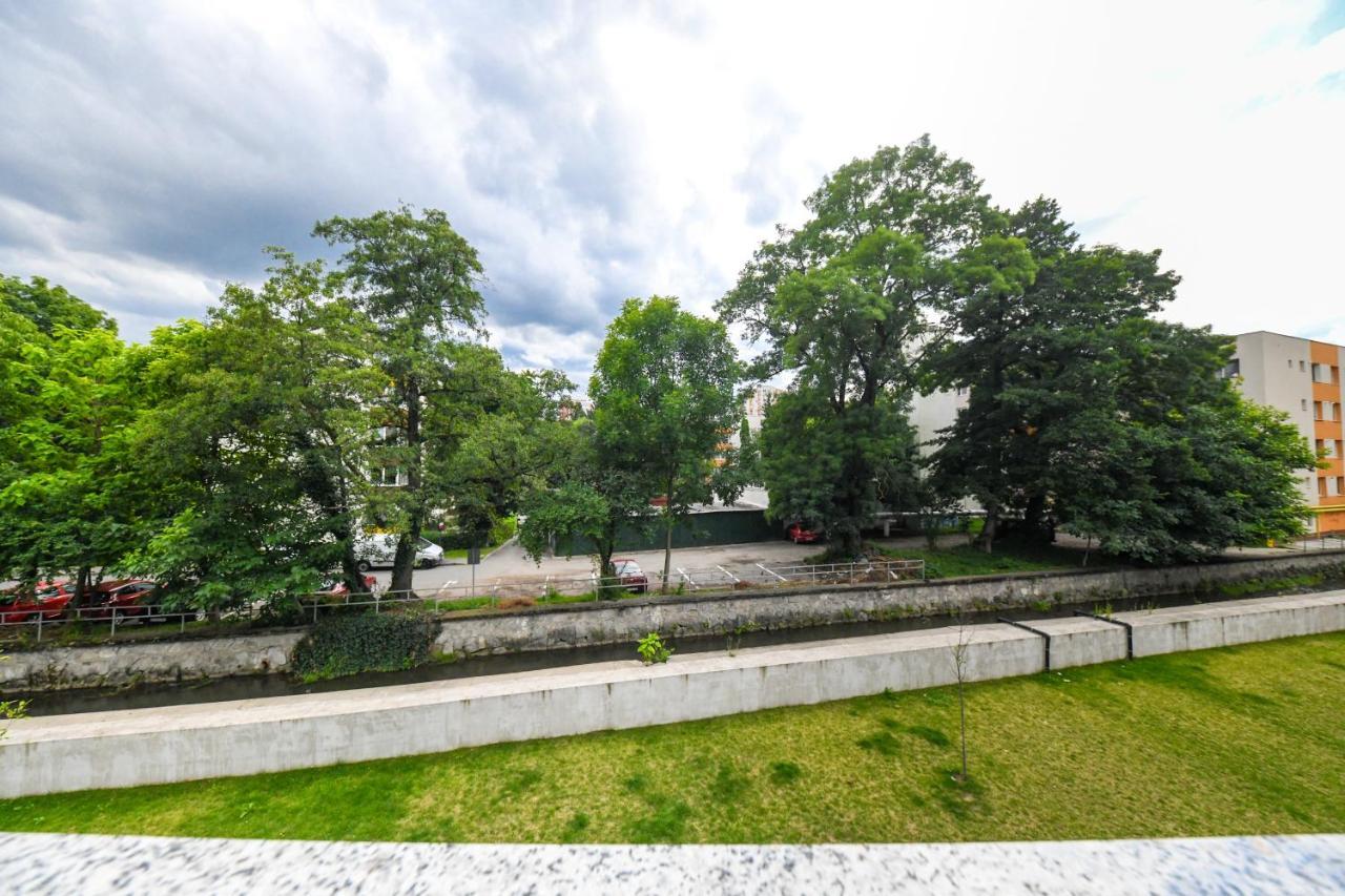 Modern Apartment In A Quiet Area Kluż-Napoka Zewnętrze zdjęcie